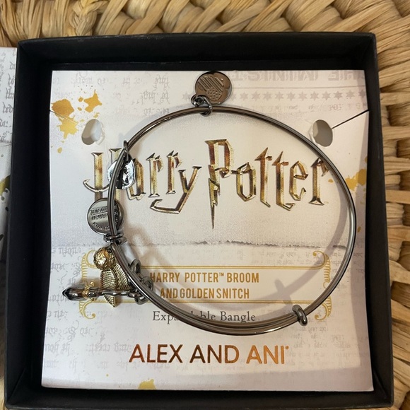NWOT Alex & Ani Harry Potter Broom and Golden Snitch Expandable Bangle Bracelet - Picture 3 of 5